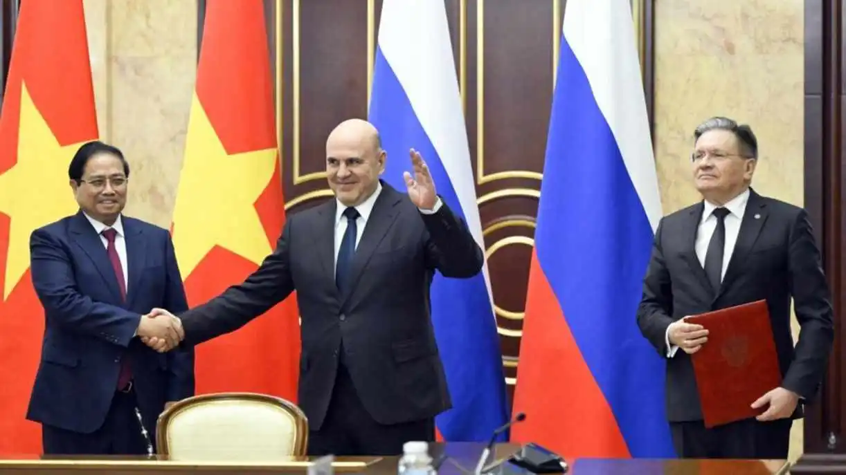 Russia signs landmark deal to build nuclear power plant in Vietnam