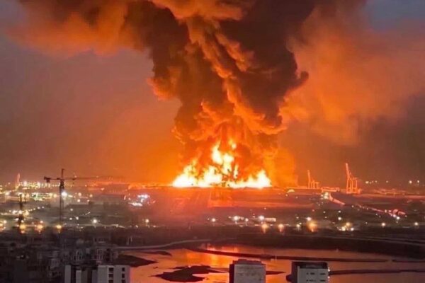 Massive Fireball Engulfs US Ammo Depot in Iraq After Iranian Drone Swarm Strikes – Secondary Explosions Rock Erbil Base