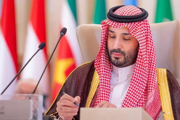 Saudi Crown Prince privately urges Trump to seek Iranian regime change