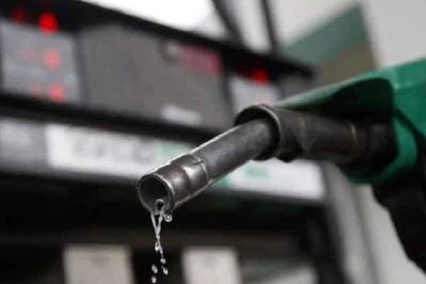India fuel price hike triggers nationwide panic at gas stations
