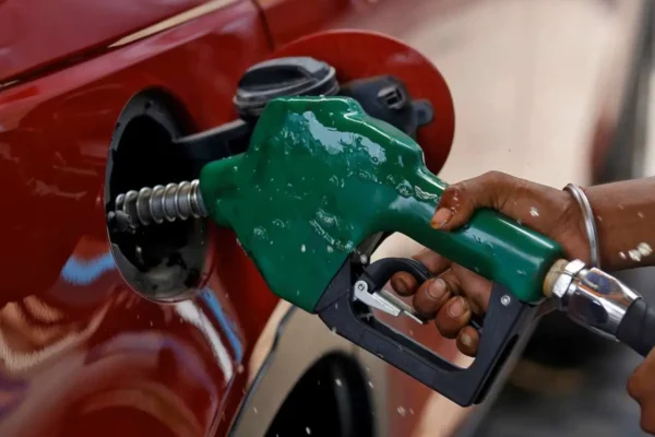 Oil Hits $100: Why India’s Economy Faces a 6 Percent Inflation Trigger