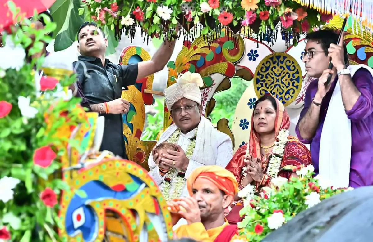 Devotion Meets Development: CM Sai Leads Historic Dokra Rath Yatra, Promises Growth for Jashpur